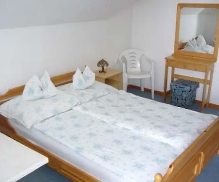 Guest house Vili Apartmanhaz *